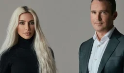 46 year-old ex-JPMorgan analyst in bed with Kim Kardashian