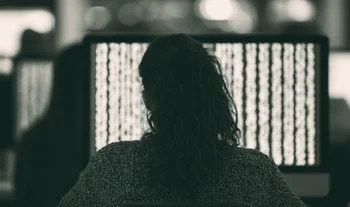 a female trader 