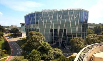 The NUS MBA gave me the platform I needed to change my career. Here’s how it enabled me to move from engineering into venture capital.