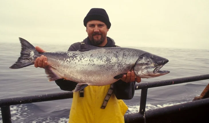 Morning Coffee – Fish and football are the ways that bankers can still get bonuses.  Should fintech workers be running for safety?