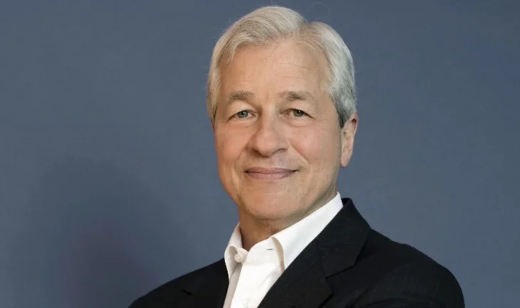Jamie Dimon smiling benevolently with good hair