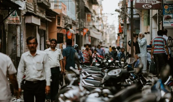 Banks face squeeze as Indian technologists awash with choices